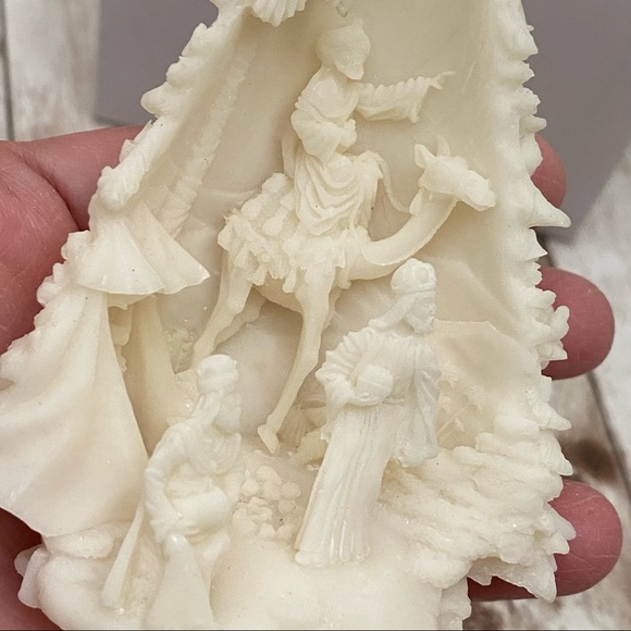 2001 Mark Klaus HSN The Spirit of Christmas Kings from Afar Christmas Ornament - Picture 3 of 16